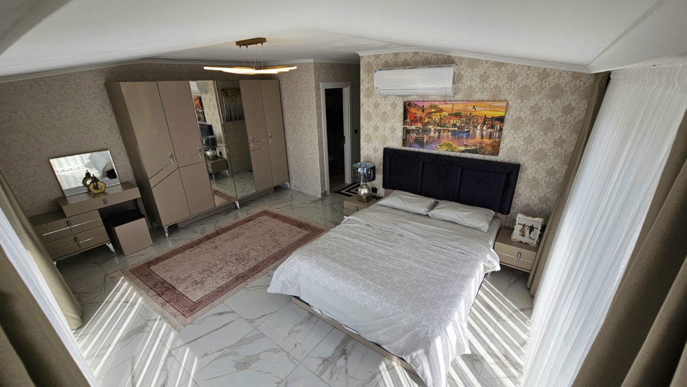 KIRA (3+1 DUPLEX) - OBA