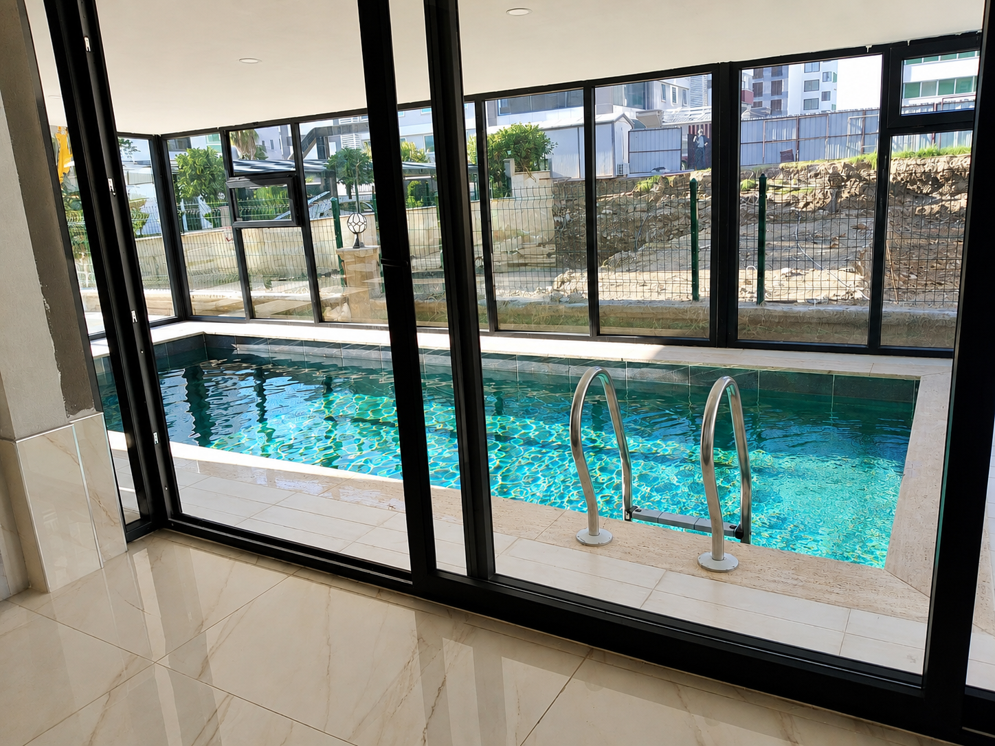 Crown Residence - Denize 200 m Mesafede 1+1 Daire