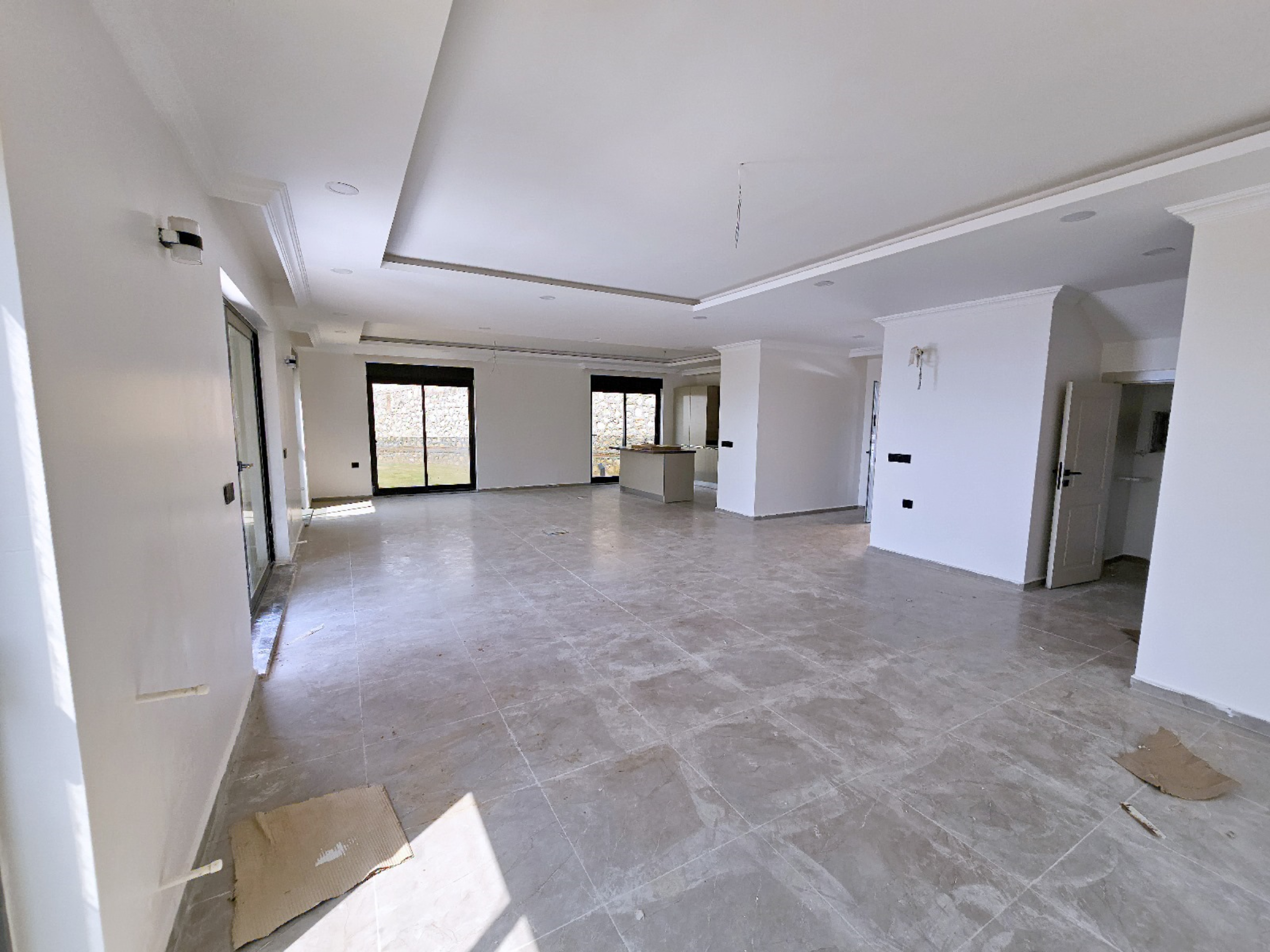 Deniz manzaralı lüks villa