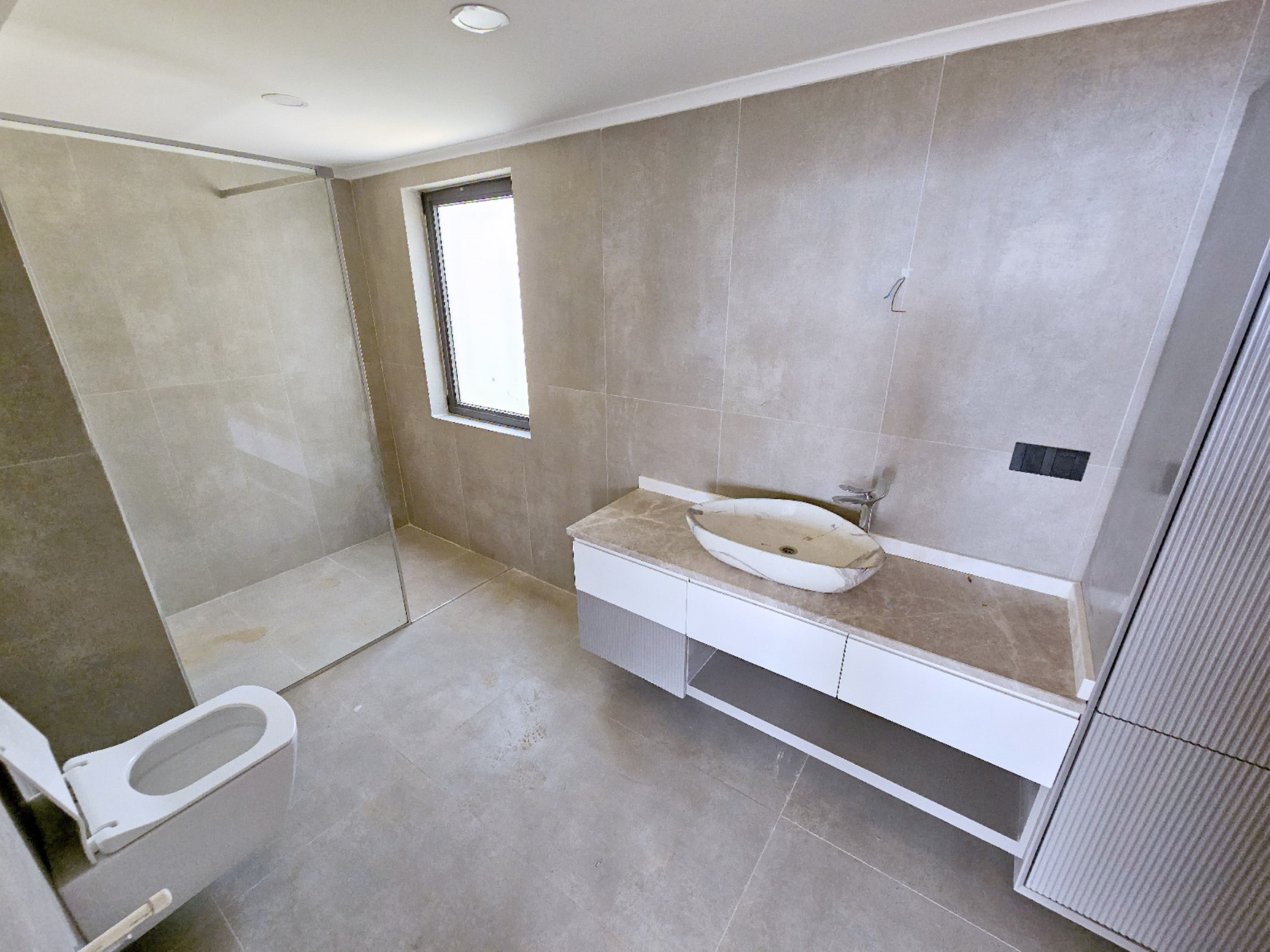 Deniz manzaralı lüks villa