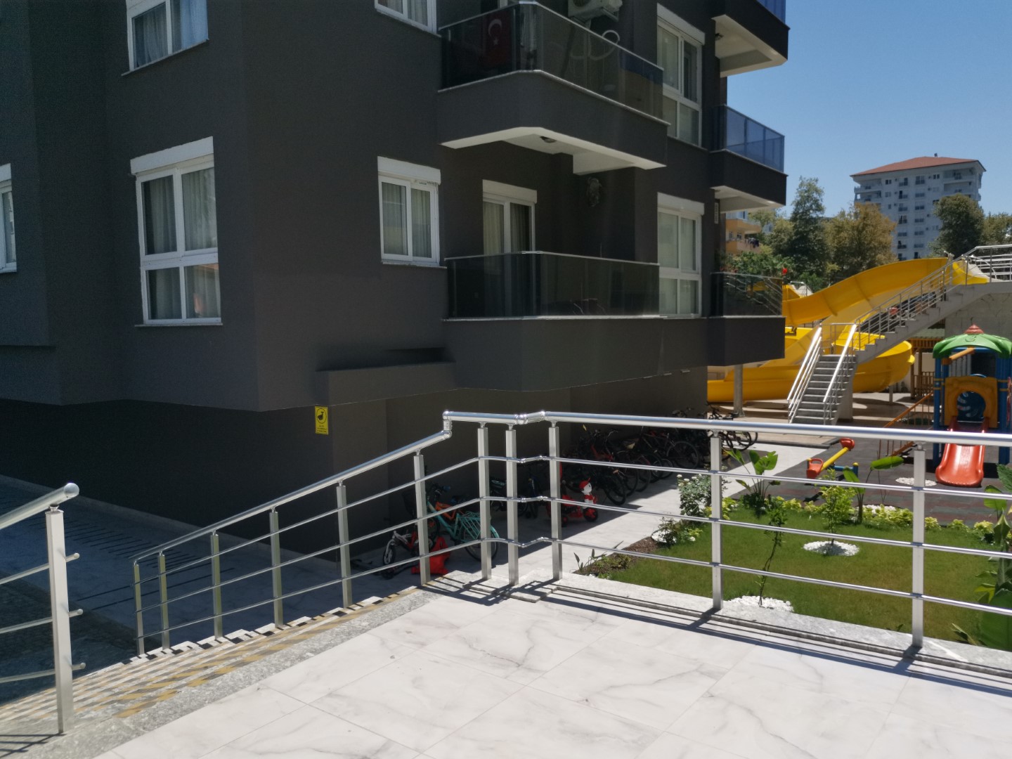 Современный жилой комплекс премиум-класса в центре Махмутлар