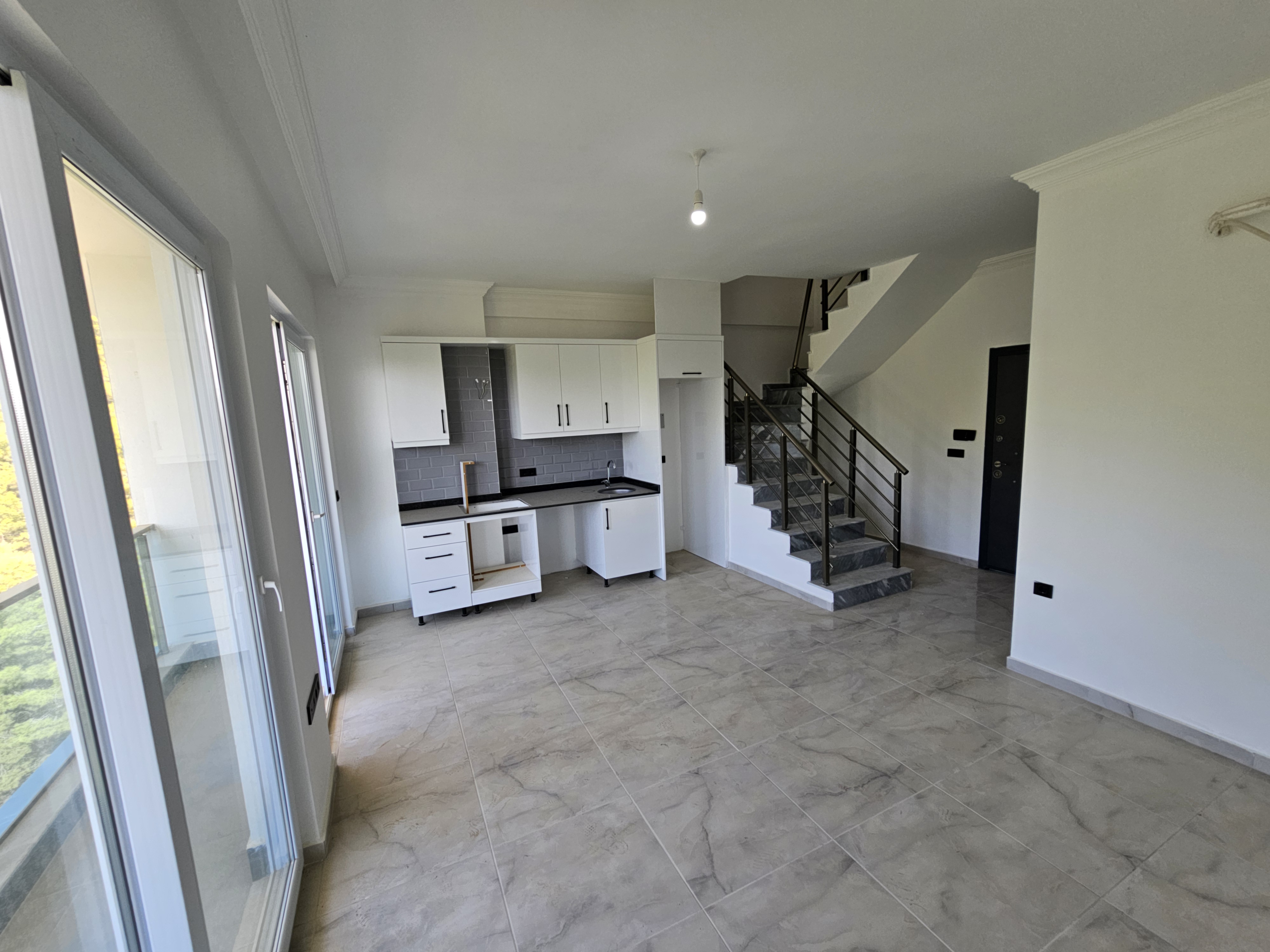 Duplex (2+1) - Aqua Residence