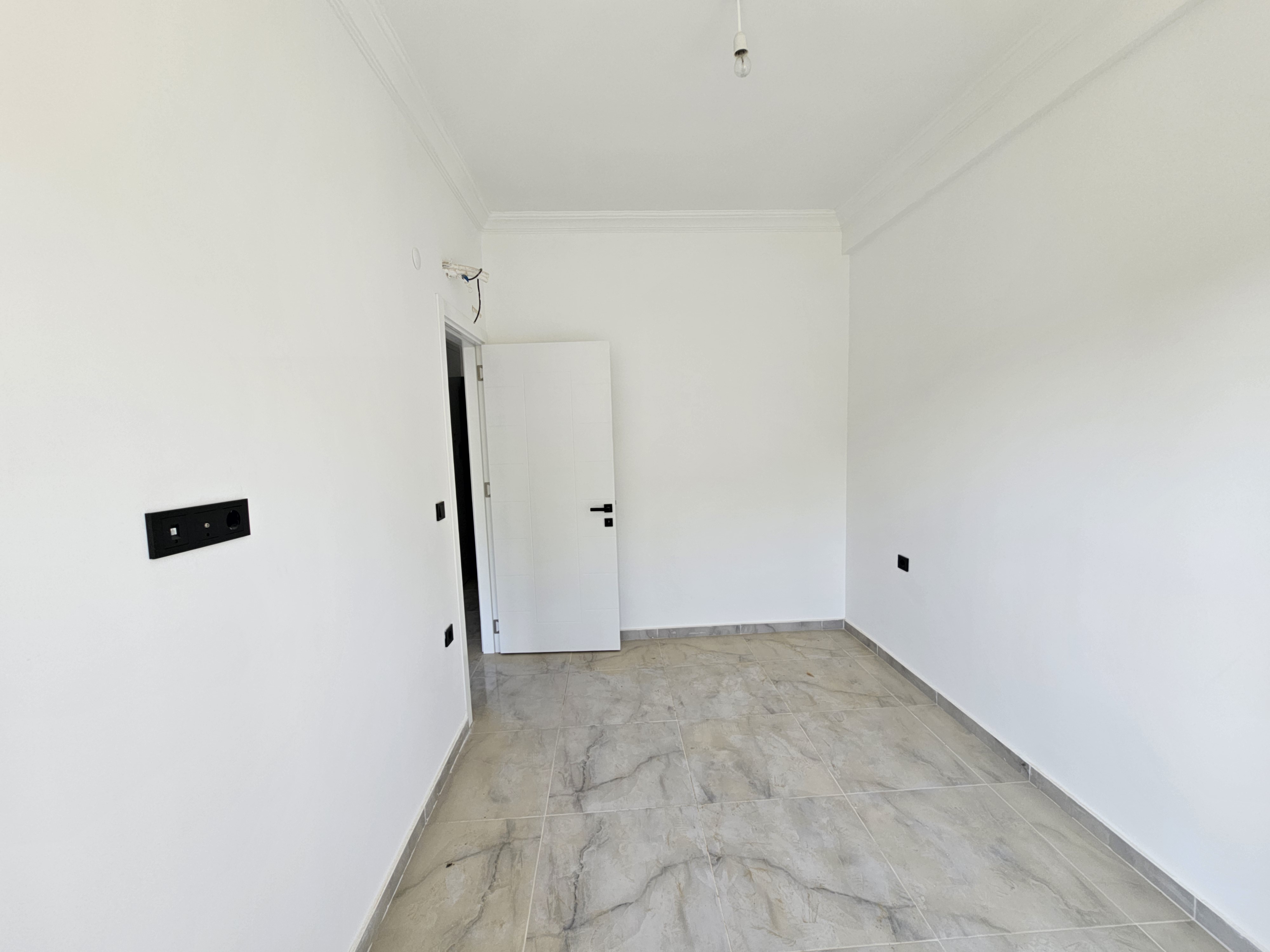 (1+1) - Aqua Residence