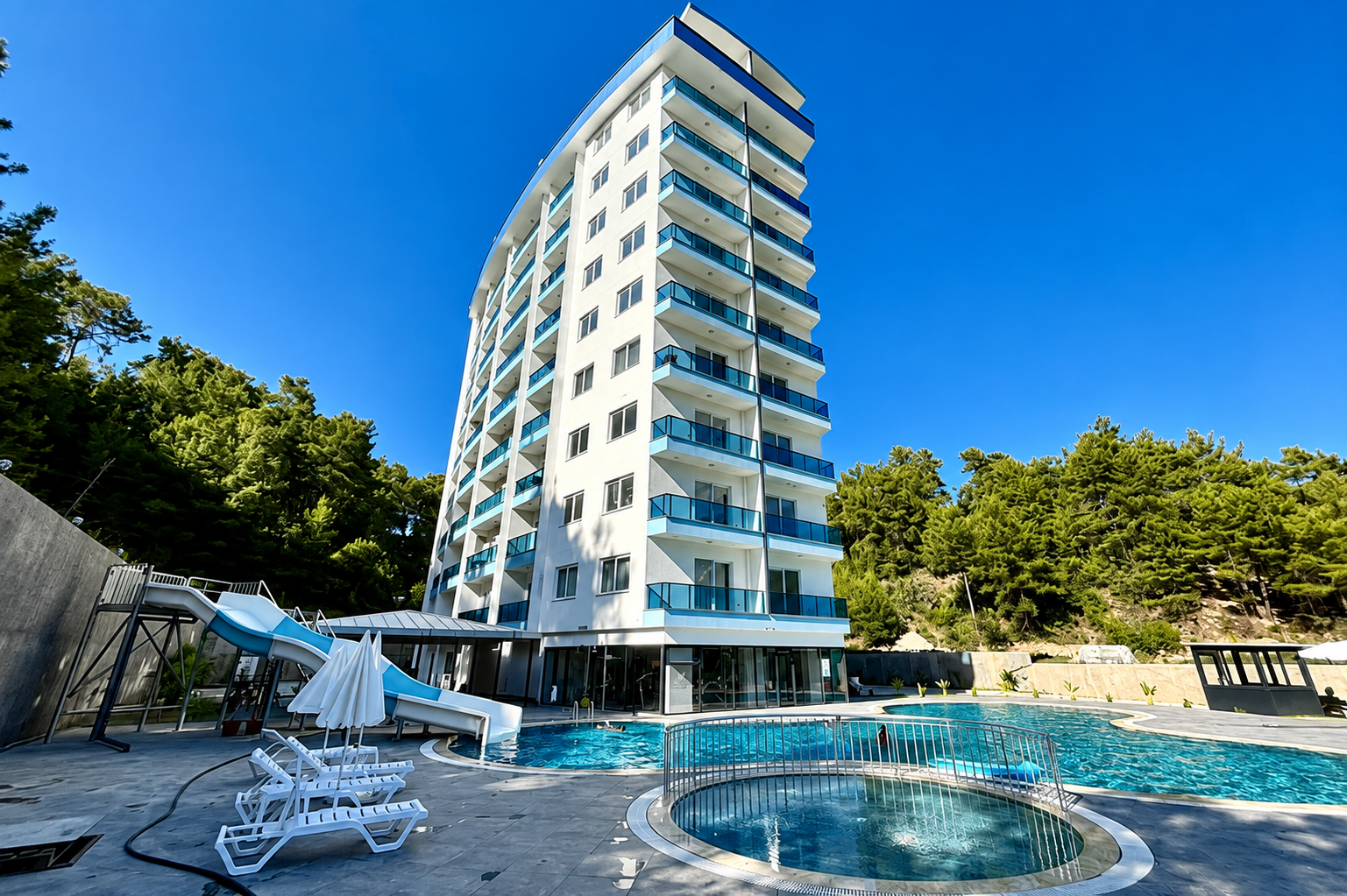Avsallar'da modern yaşam. Denize sadece 800 metre - 1+1 - 2+1 Dubleksler