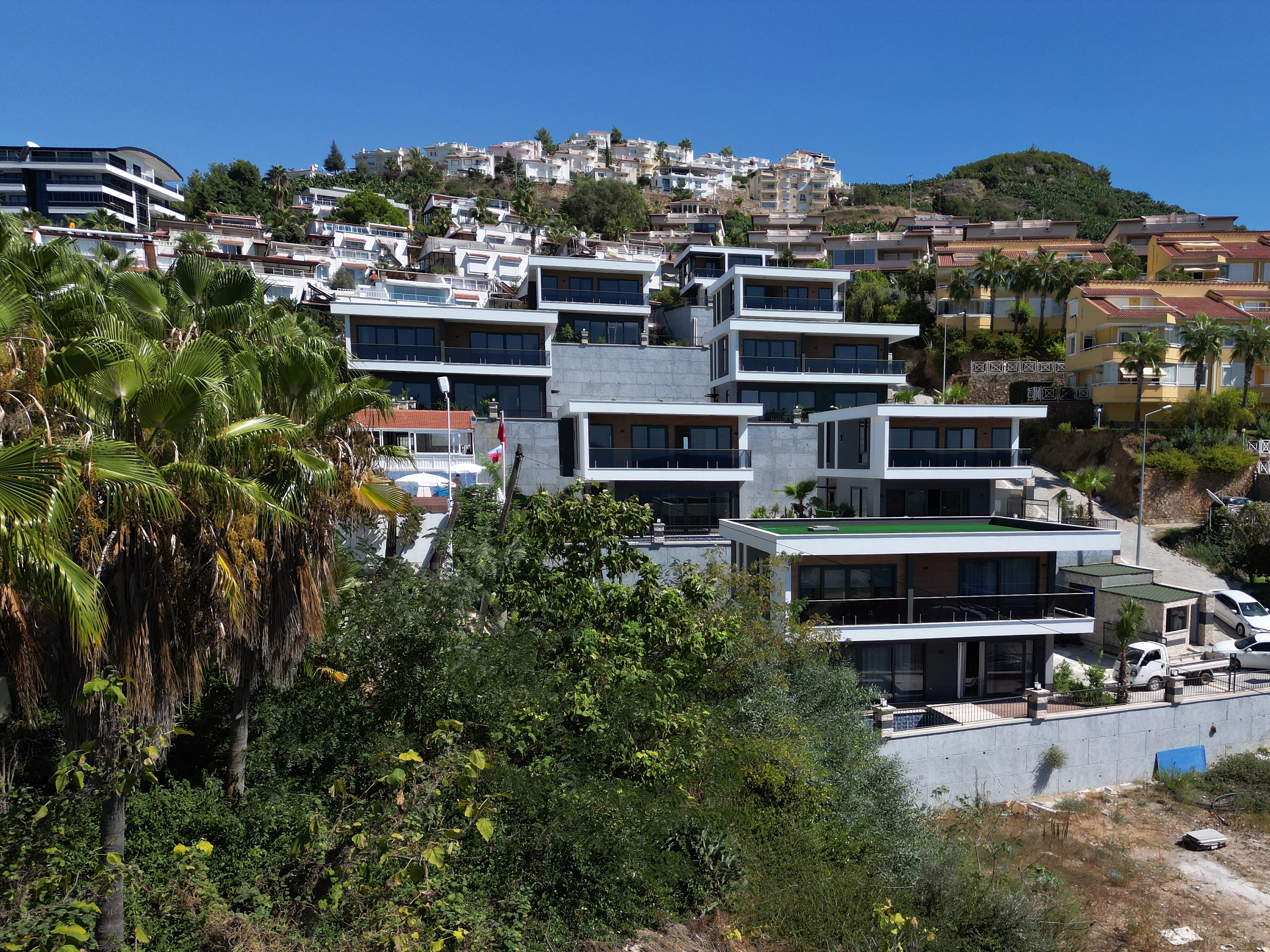 Kargıcak'ta lüks villa Kompleksi