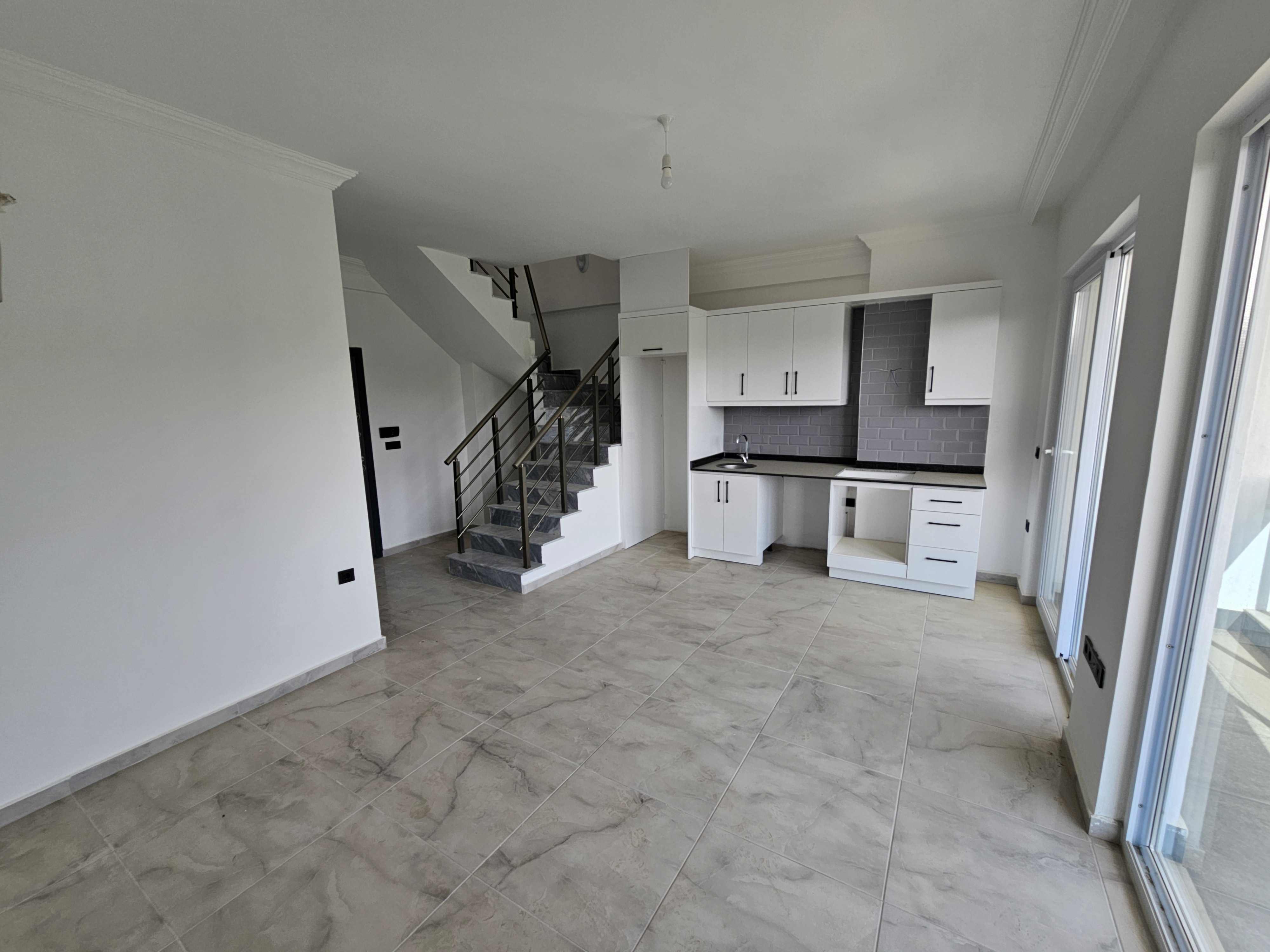 Duplex (2+1) - Aqua Residence