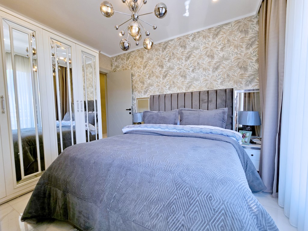 Apartment with 3 bedrooms (3+1) - Lemon Park