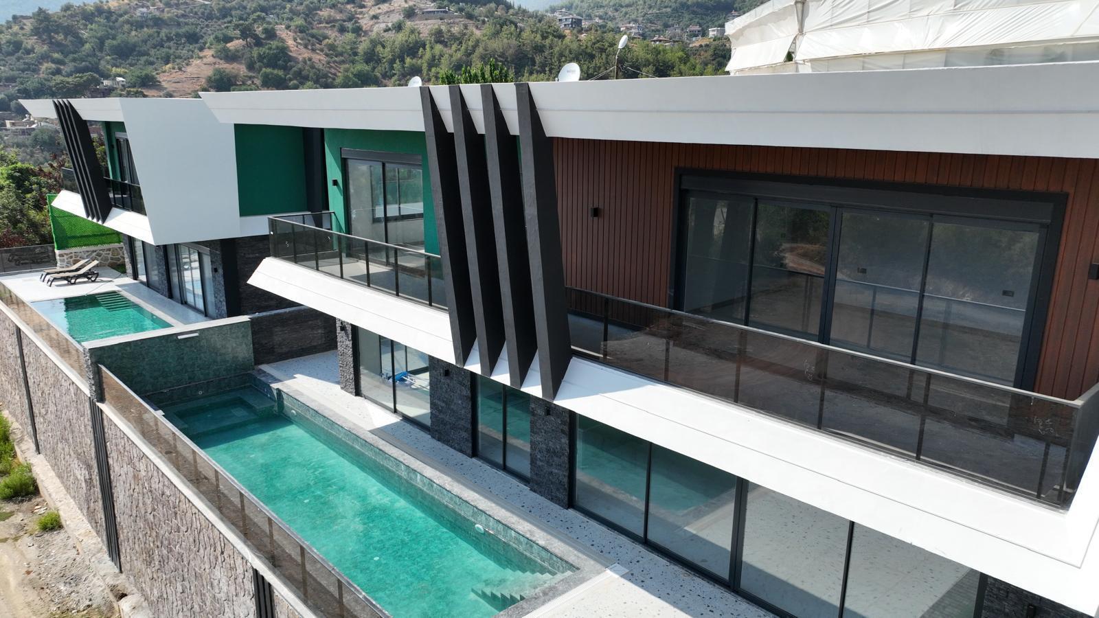 Alanya Kızılcaşehir'de Türk Vatandaşlığına Uygun 275 m² Villa